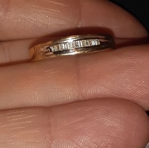 10k diamond Baguette band